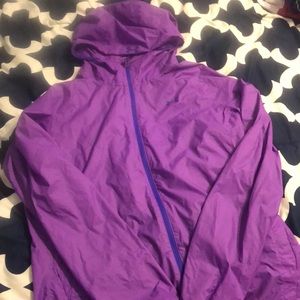 Light weight under Armour full zip jacket